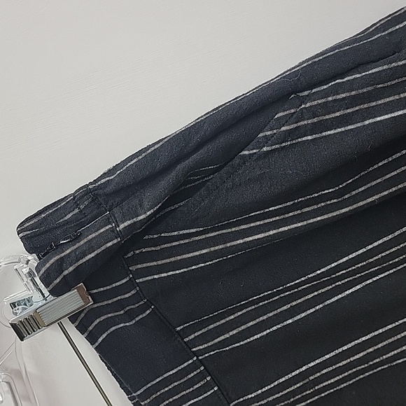 Torrid Size 18 Elastic Waist Black Pinstripe Linen Culotte Pant - Picture 6 of 16